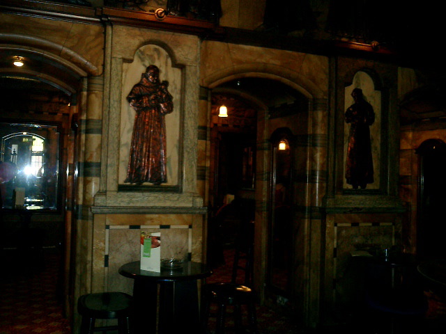a gorgeous pub