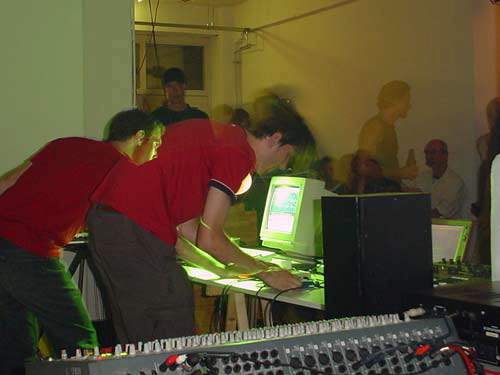 Lo-bat & Hyperkut